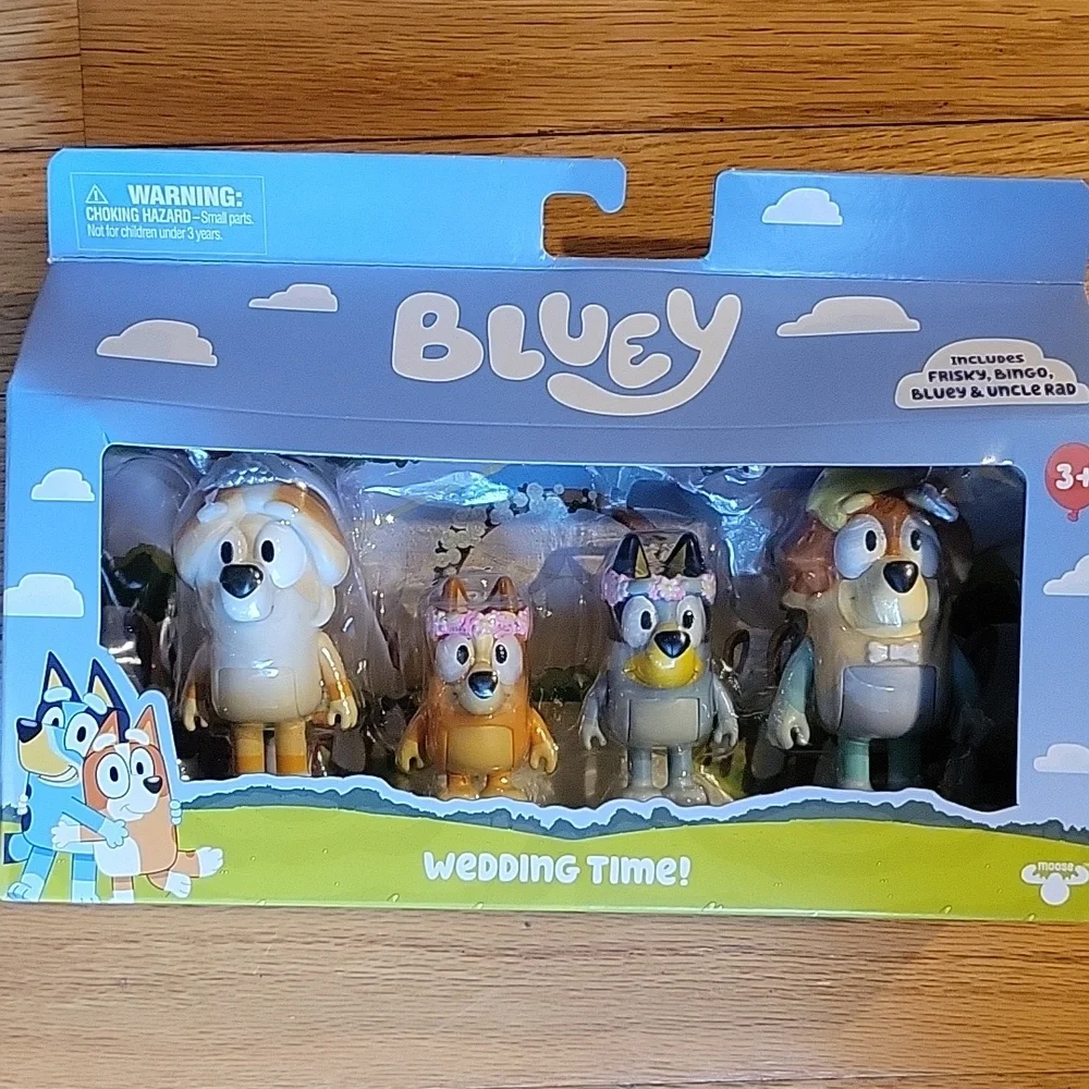 Bluey & Family Wedding Time Frisky & Uncle Rad & Bluey & Bingo Figures - Picture 1 of 4